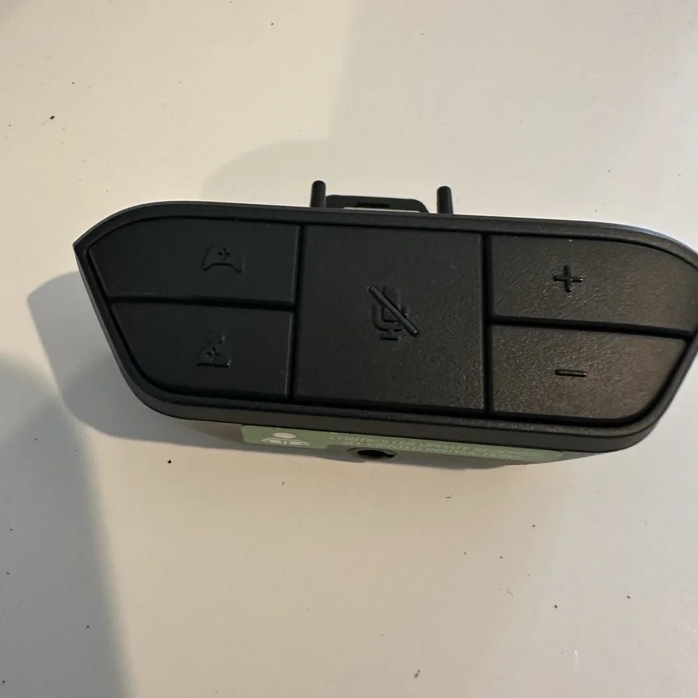 Xbox One Stereo Headset Armed Forces Box, EUC Pre-Owned‎